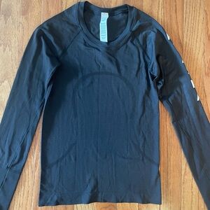 Lululemon Swiftly Tech Long Sleeve Black